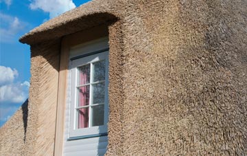 Maugersbury thatch roof disadvantages